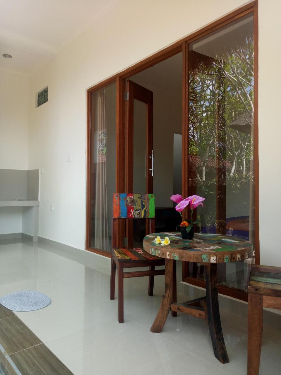 לינה וארוחת בוקר אובוד Suandi House מראה חיצוני תמונה